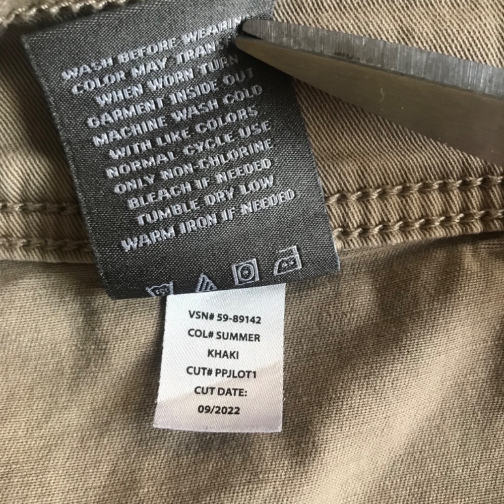 Torrid Pants Aviator Twill Cropped 18 chino Khaki stretch skinny neutral - Picture 8 of 9